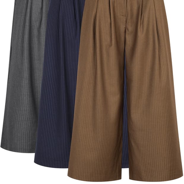 페일제이드 핀턱 와이드 스트라이프 팬츠 네이비