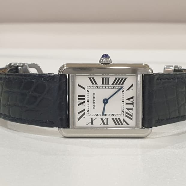 까르띠에 탱크 솔로 여성시계 팝니다