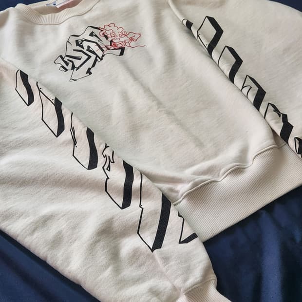 오프화이트 맨투맨 L