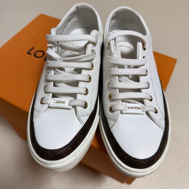 루이비통 타임아웃 스니커즈 37사이즈