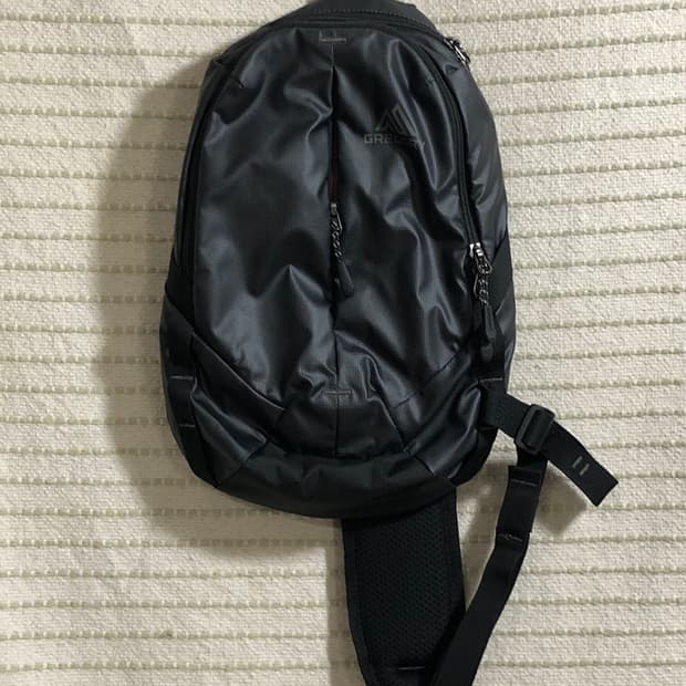 그레고리 스케치8 RF 블랙 슬링백 여행가방