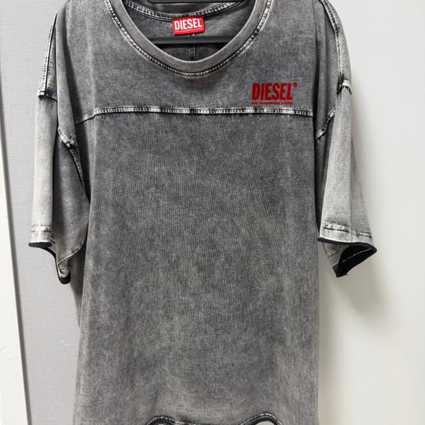 디젤 반팔티 새상품