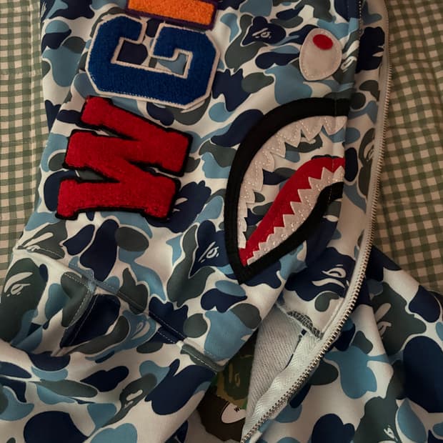 베이프 하늘색 후드집업