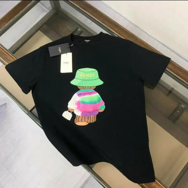 펜디 남녀공용 반팔 티셔츠 100(S) 블랙