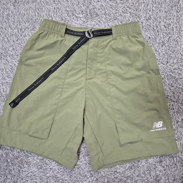 뉴발란스 남성 벨티드 카고 쇼츠 M(80)