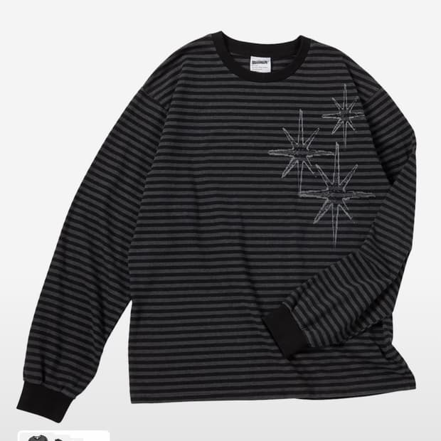 언타이틀 스테리나잇 스몰 스트라이프 롱 슬리브 블랙차콜