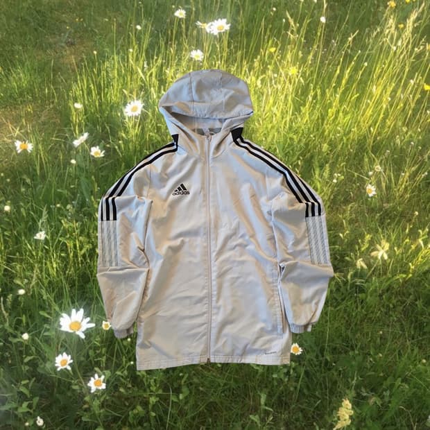 아디다스 흰검
 바람막이 M
