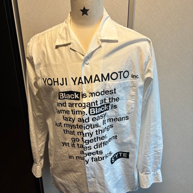 요지야마모토 타이포그래피 셔츠