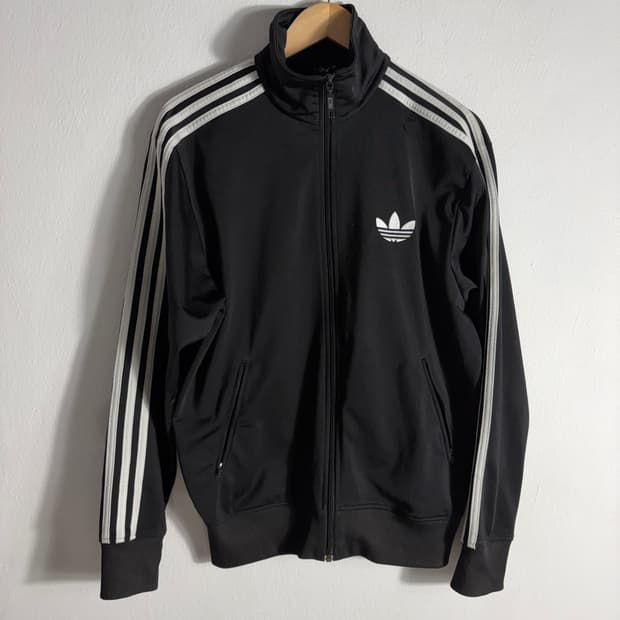 아디다스 파이어버드 블랙 트랙탑(100)