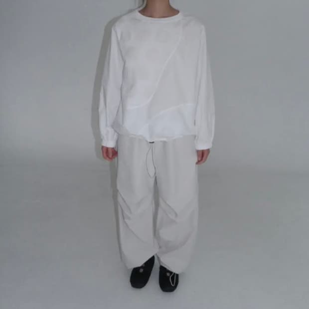 에프터먼데이 도트 텍스처 콤비 맨투맨