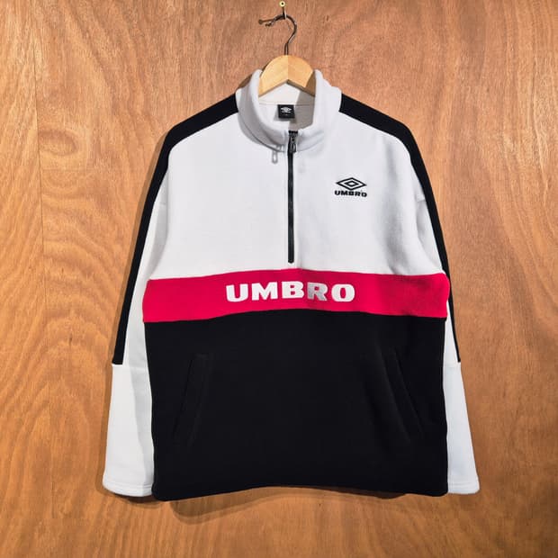 엄브로 하프집업 후리스 100