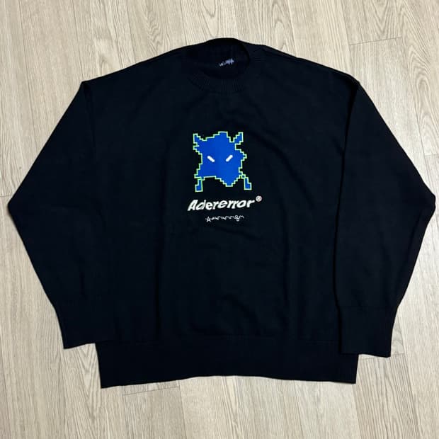 아더에러 고스트 니트 스웨터 블랙