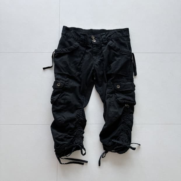 multi pocket cargo pants