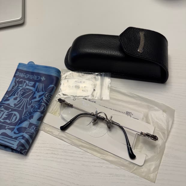 크롬하츠 필스3 샤이니 실버