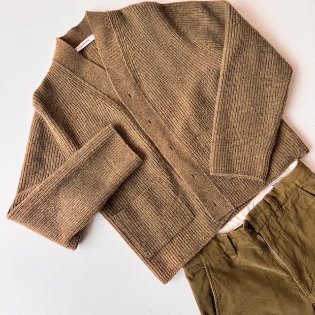 LEMAIRE 크롭 가디건 (다크 머스타드)