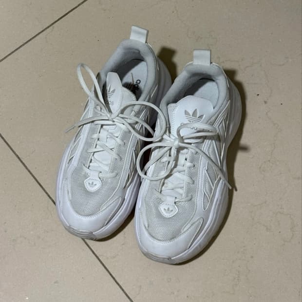 아디다스 오즈가이아