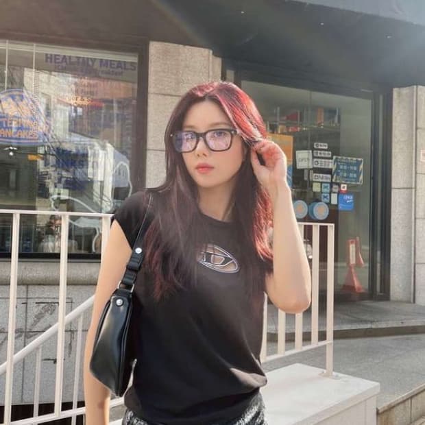 디젤 T-안지 피카부 로고 티셔츠 블랙 S