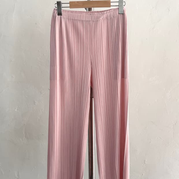 Pleats Please 플리츠플리즈 핑크 컬러 팬츠