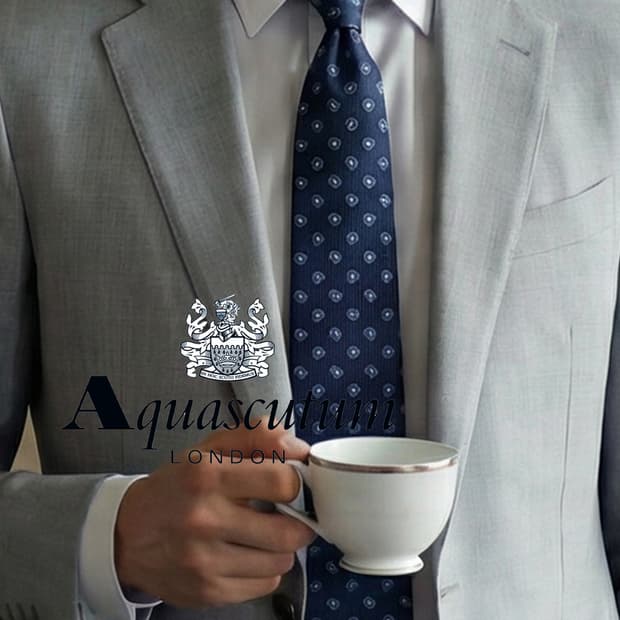 아쿠아스큐텀 실크 네이비 페이즐리 넥타이 9.4cm A+등급 K2154

