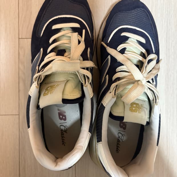 뉴발란스 레거시 네이비 245