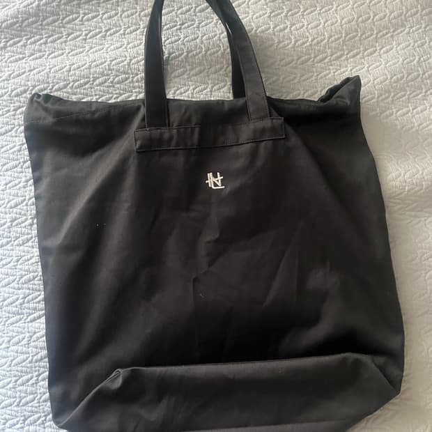 나나미카 치노 토트백