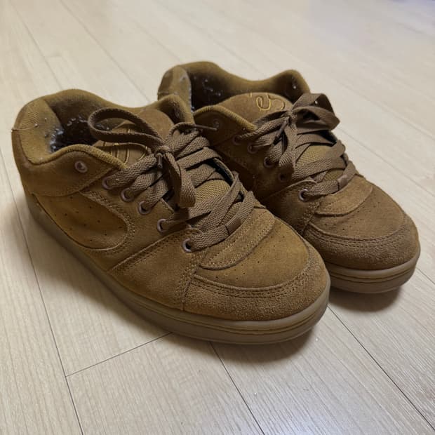 Es accel 265 브라운