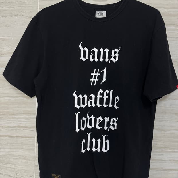 wtaps x vans 콜라보 셔츠입니다