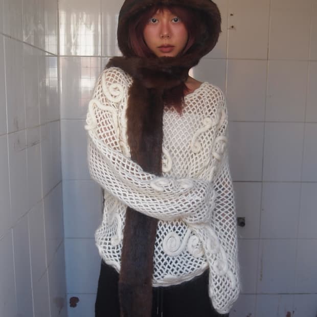 빈티지 스월 크로셰 니트