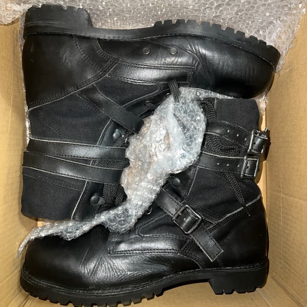 [42] SSO6 Axl Rose Combat Boots