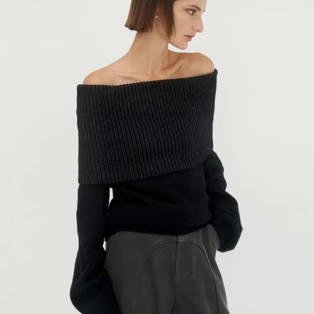 트리밍버드 오프숄더 니트 ribbed open shoulder knit