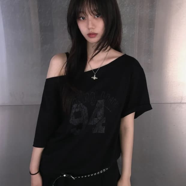 칙스 노팅힐 페미닌 원숄더 반팔