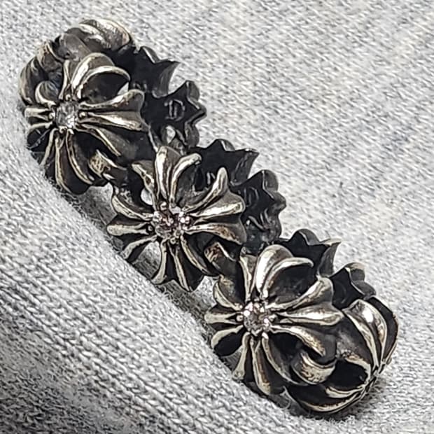 크롬하츠 타이니플러스 파베 링 (오리지널) us11