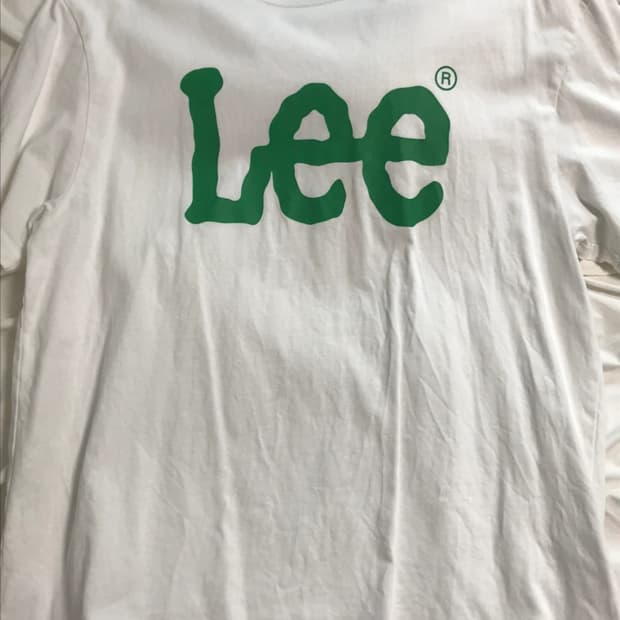 리 반팔티