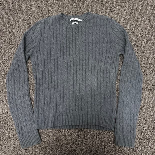 타미힐피거 여성 케이블 꽈배기 니트 차콜 L