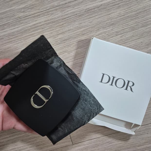 Dior 디올 휴대용 손거울 새상품 거올