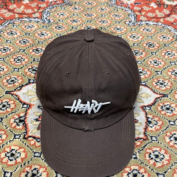 [FREE] Heart 빈티지 브라운 볼캡