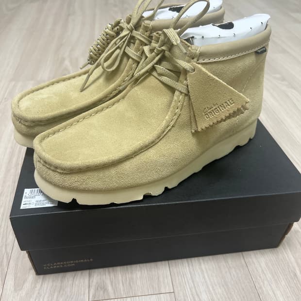 클락스 / 왈라비 고어텍스 / 265