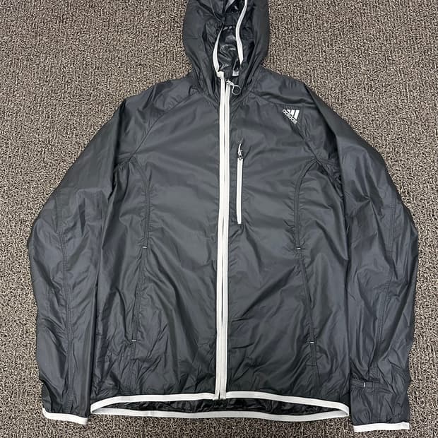 아디다스 경량 바람막이 자켓 블랙 100(L)