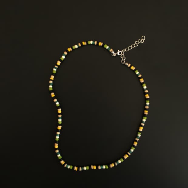 kiwi mood necklace