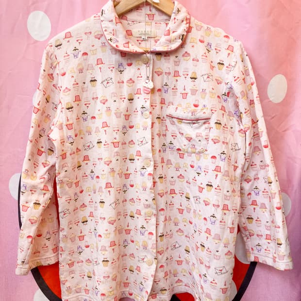 컵케이크 코튼 블라우스