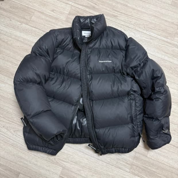 디스이즈네버댓 패딩