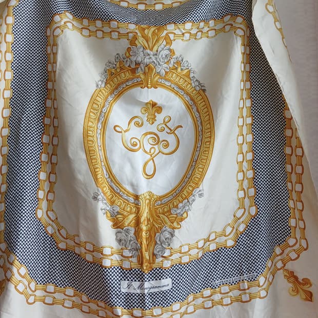 GIANFRANCO LOTTI 실크스카프