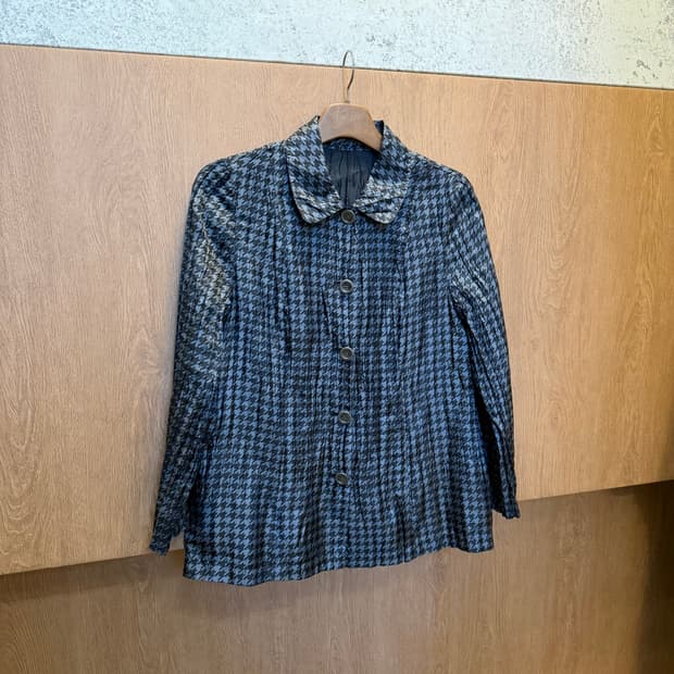 빈티지 셔츠 블라우스 라운드 카라 하운드투스 패턴 디테일 레귤러핏 차콜