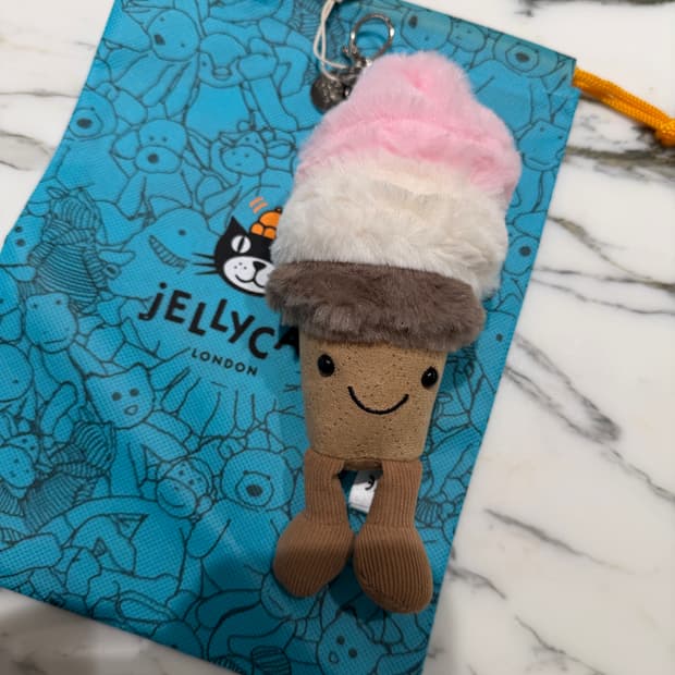 젤리캣 아이스크림 키링