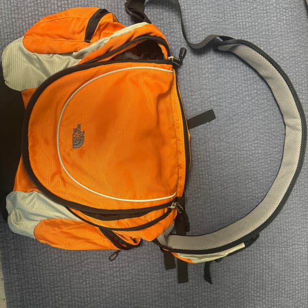 노스페이스 메신저백