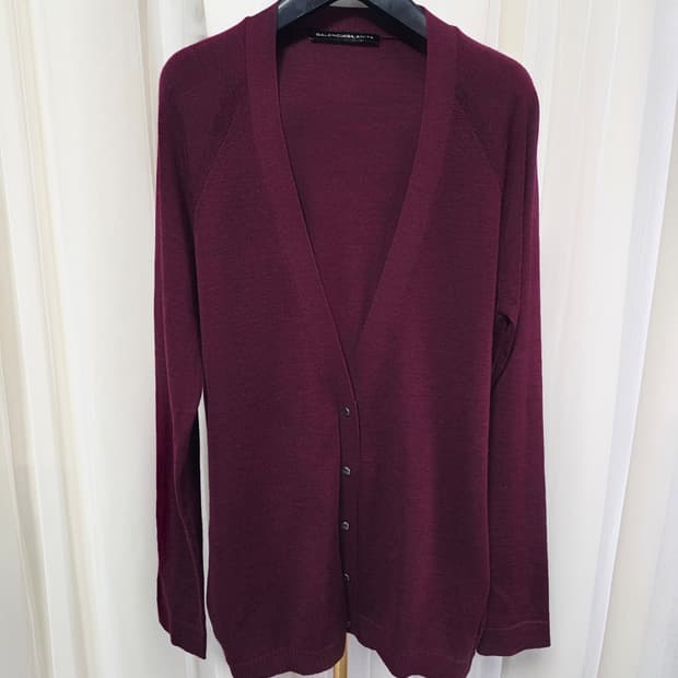 발렌시아가 니트 가디건 버건디
