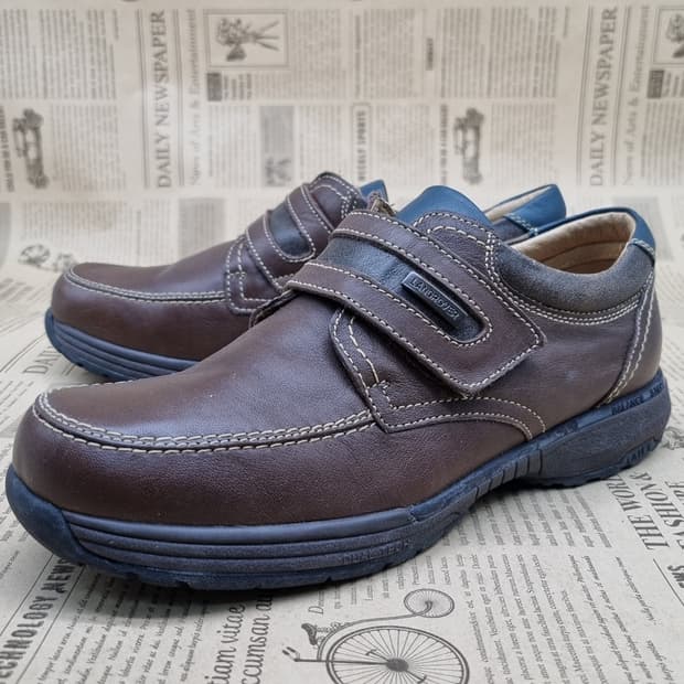 금강제화 랜드로바 여성캐주얼화245