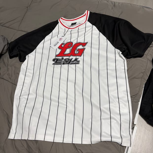 Lg트윈스 반팔티 (새상품)