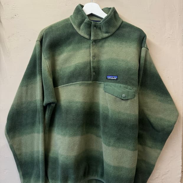 파타고니아 신칠라 패턴 그린 스트라이프 M