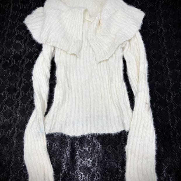“Vintage” 00‘s Off Shoulder White Knit S